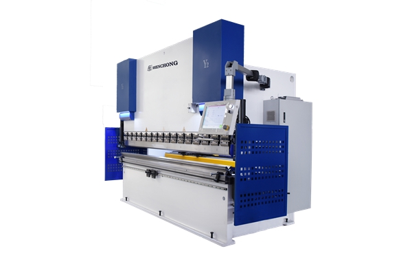 選擇全自動數(shù)控折彎機時需注意哪些？數(shù)控折彎機廠家介紹安裝調(diào)試過程？