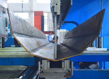 雙機(jī)聯(lián)動折彎機(jī)防壓痕裝置