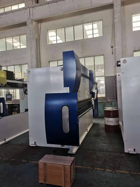 125Tx4米多軸數(shù)控折彎?rùn)C(jī)